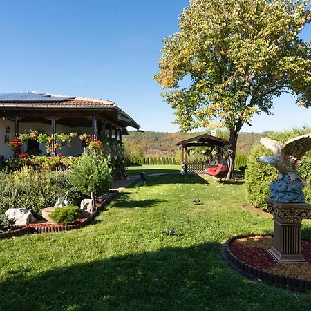 Villa висок клас кътче от рая с басейн, джакузи и Maryan