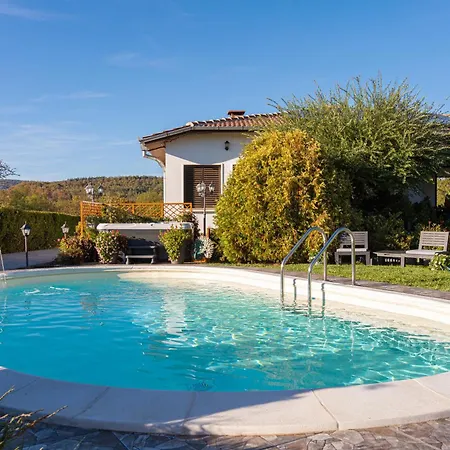 висок клас кътче от рая с басейн, джакузи и Villa *