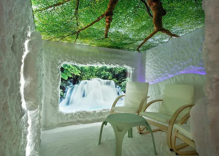 висок клас кътче от рая с басейн, джакузи и Maryan