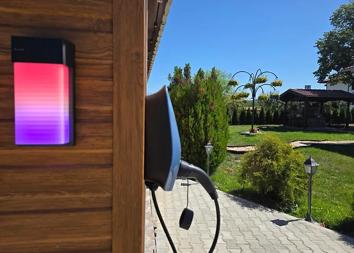 Vila висок клас кътче от рая с басейн, джакузи и