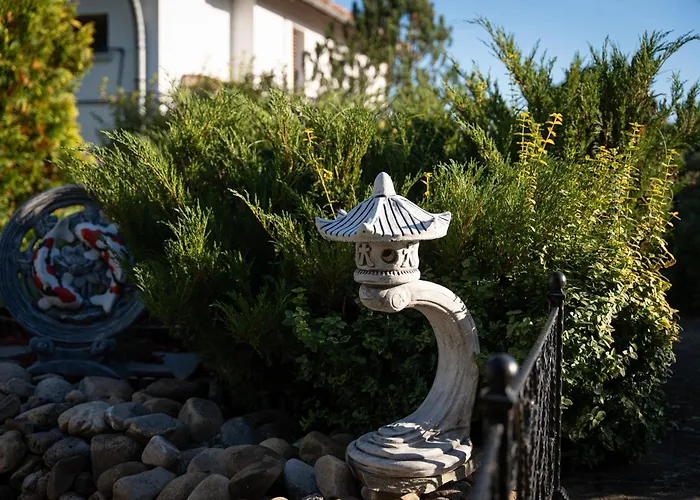 висок клас кътче от рая с басейн, джакузи и * Maryan