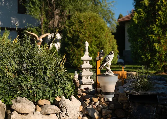 висок клас кътче от рая с басейн, джакузи и Maryan