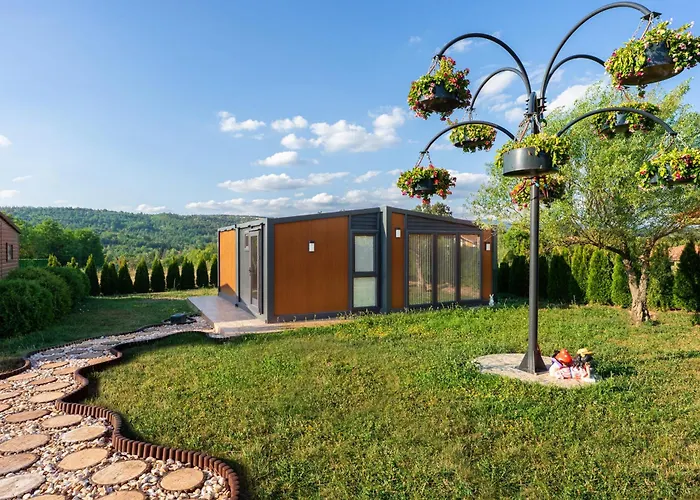 висок клас кътче от рая с басейн, джакузи и Vila *